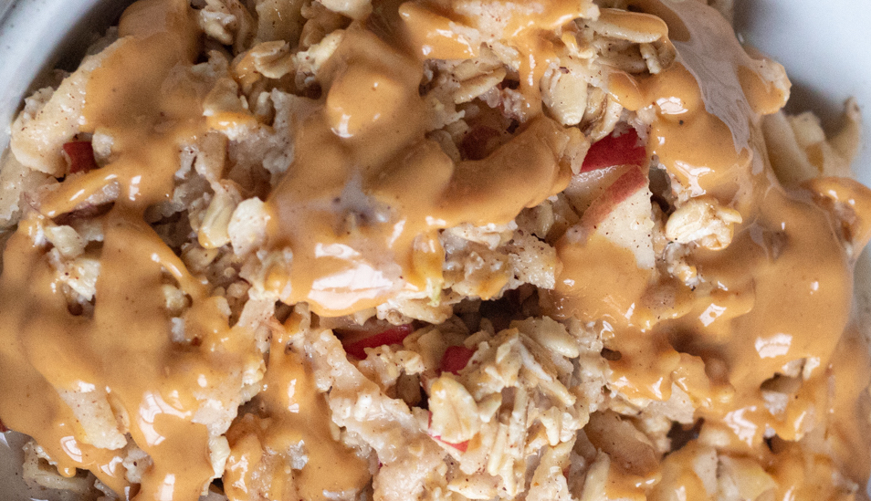 Cinnamon Apple Banana Oatmeal - Tru Training